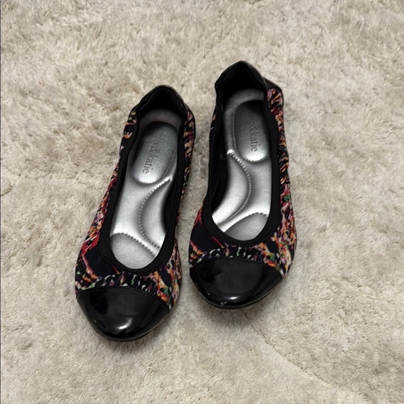 Kelly & Katie Multicolor Flats with Black Accents - Picture 2 of 4